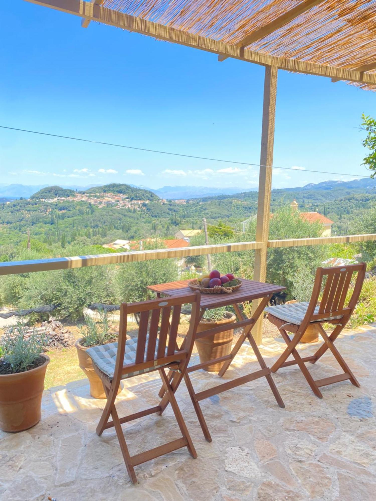 Dinateli House - Live Like A Local In Corfu Holiday home *