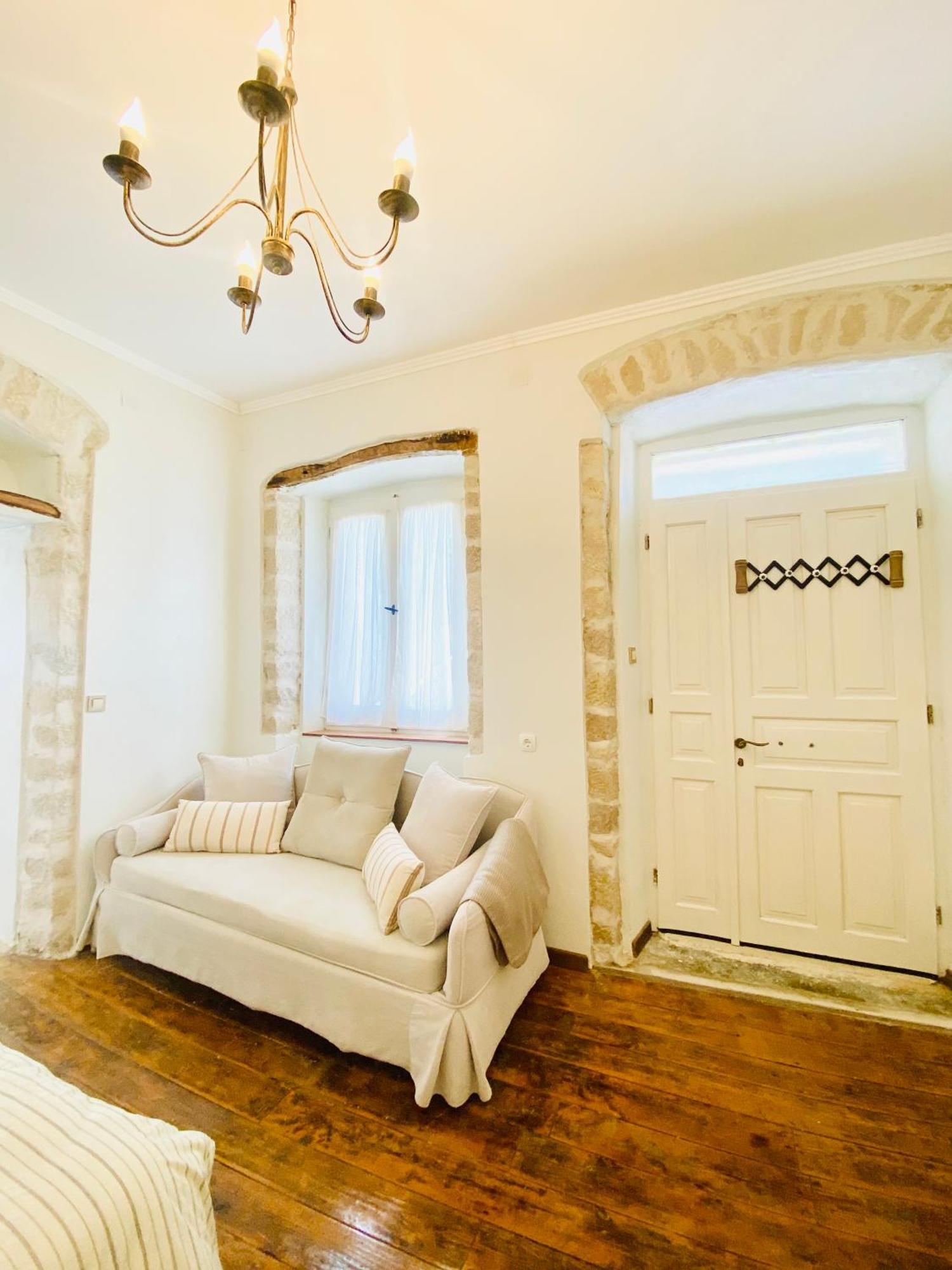 Dinateli House - Live Like A Local In Corfu Holiday home
