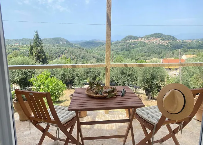 Dinateli House - Live Like A Local In Corfu