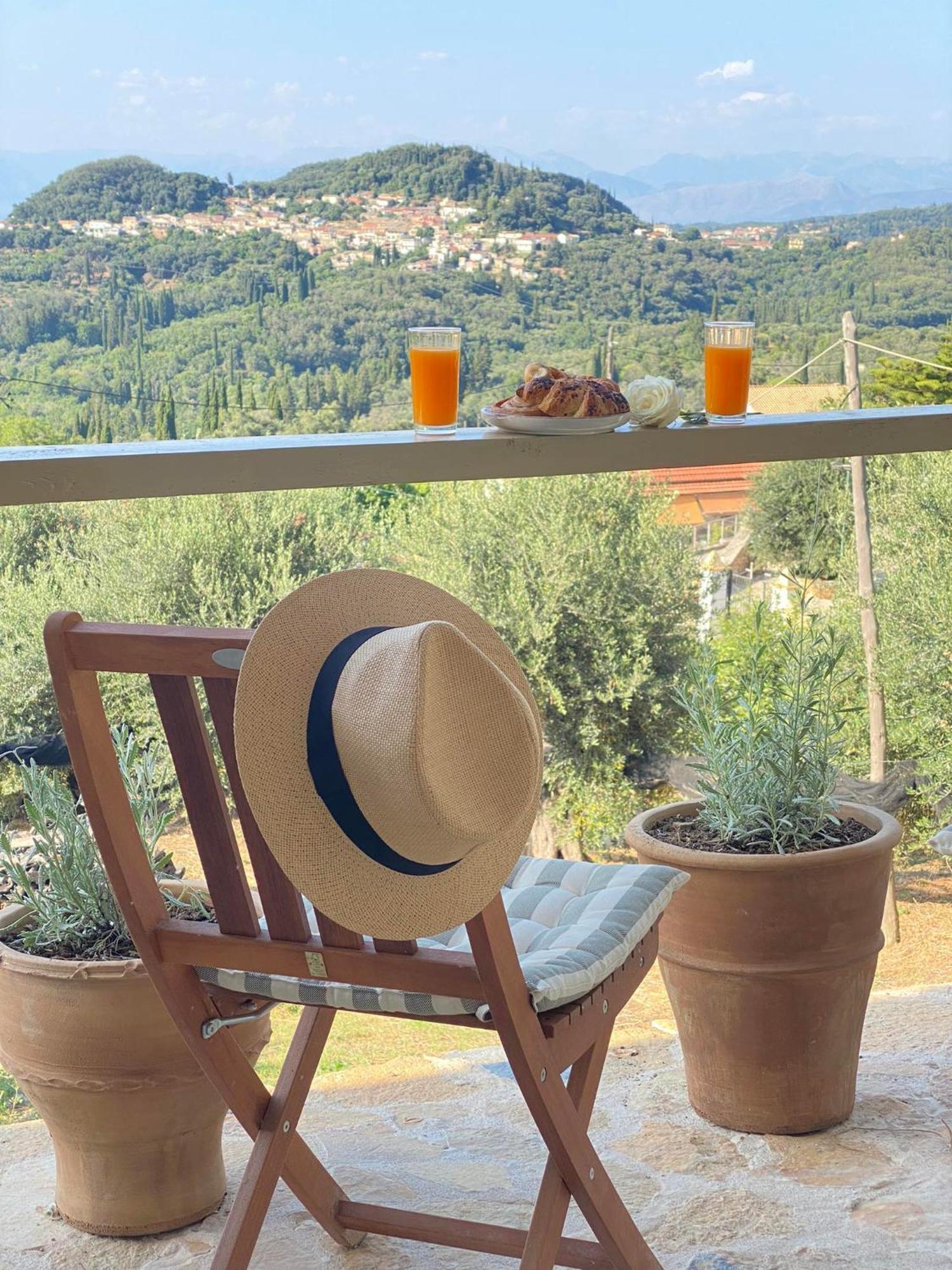 Dinateli House - Live Like A Local In Corfu 度假居 *
