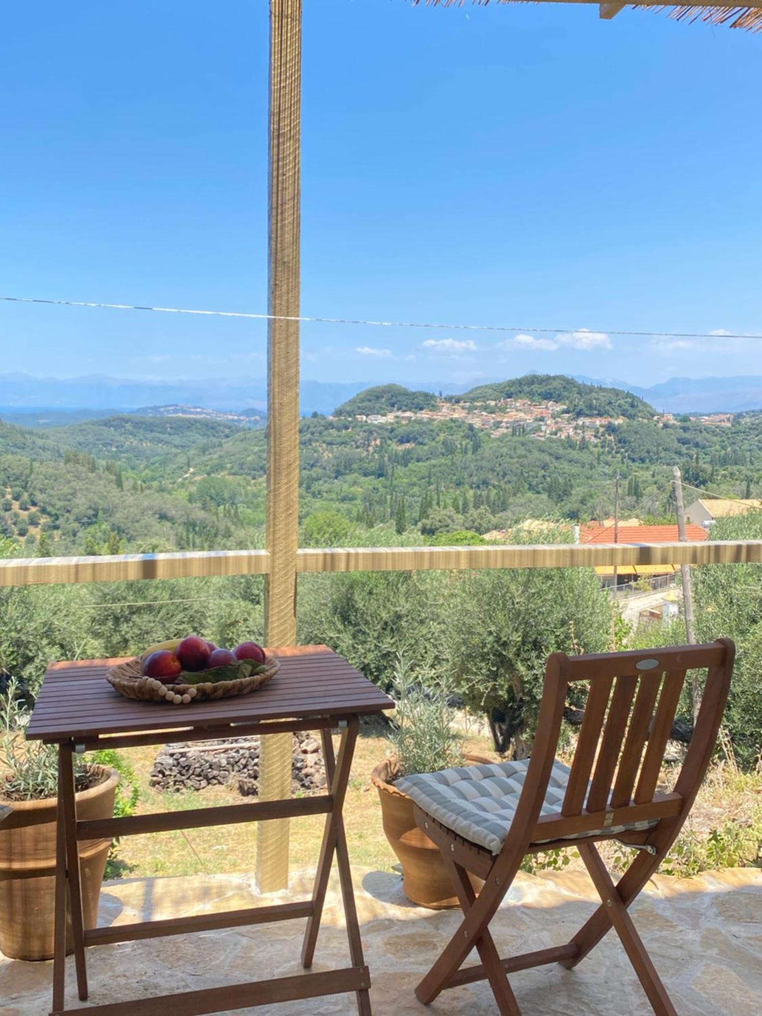 Dinateli House - Live Like A Local In Corfu
