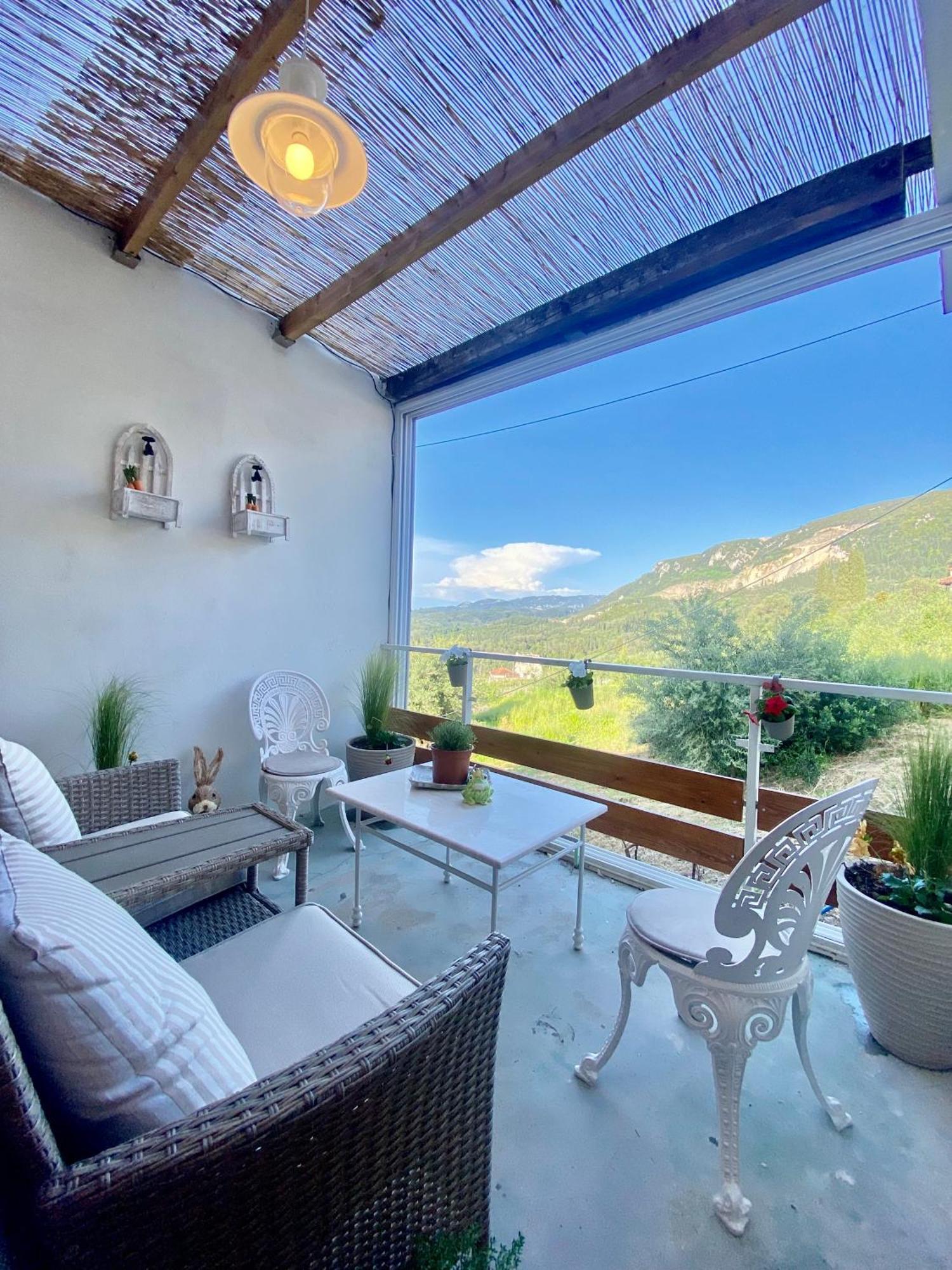 Dinateli House - Live Like A Local In Corfu
